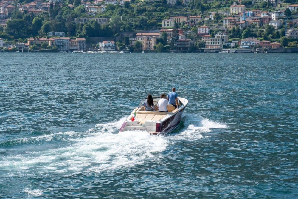 Elegância atemporal: um cruzeiro de luxo de 2 horas no Lago Como