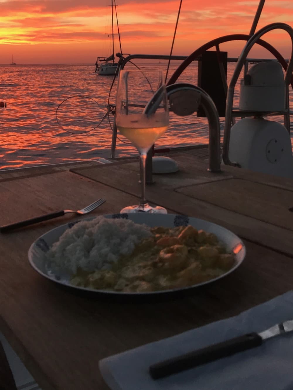 Il ritmo di Benalmádena: momenti indimenticabili in barca a vela