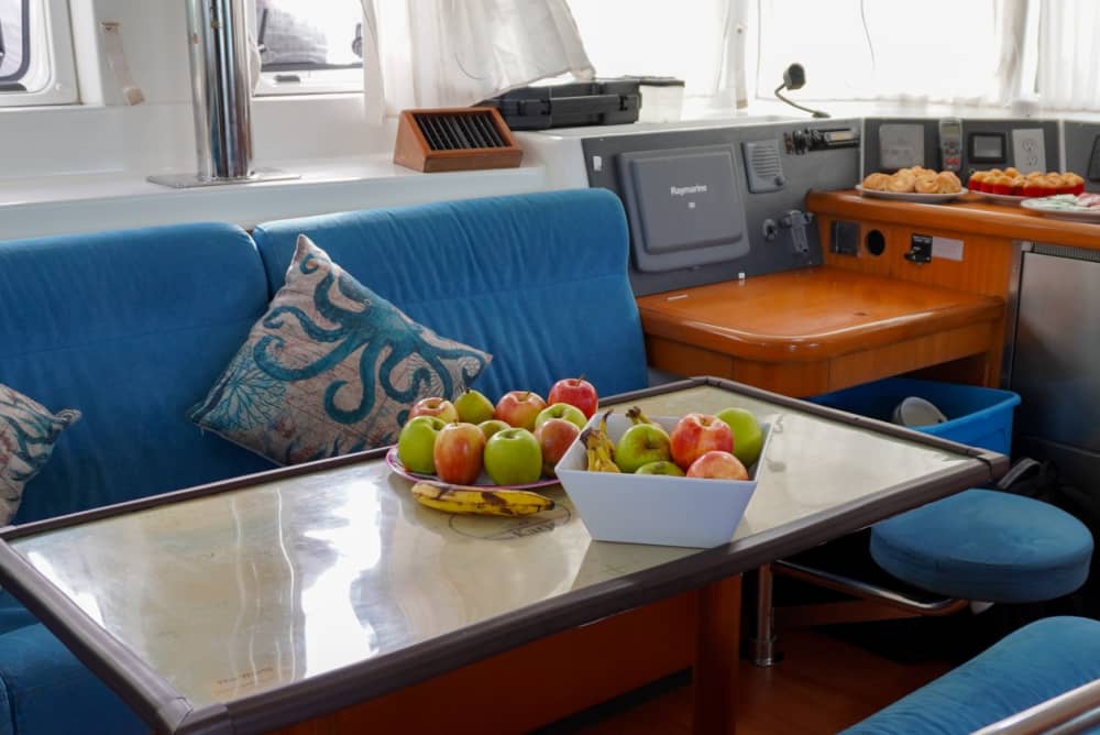 Privat 44-fots katamaransegling till Isla Mujeres - Öppen bar, lunchbuffé (6 timmar)