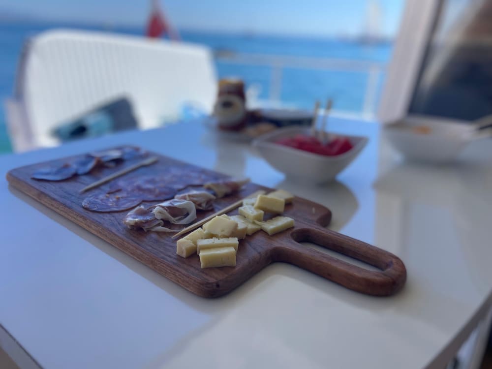 A Peaceful 4-Hour Escape at Sea — Private, Calm & Effortless in Portimão