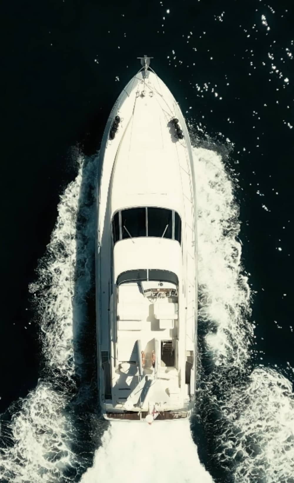 Your private motorboat for a day around Barcelona