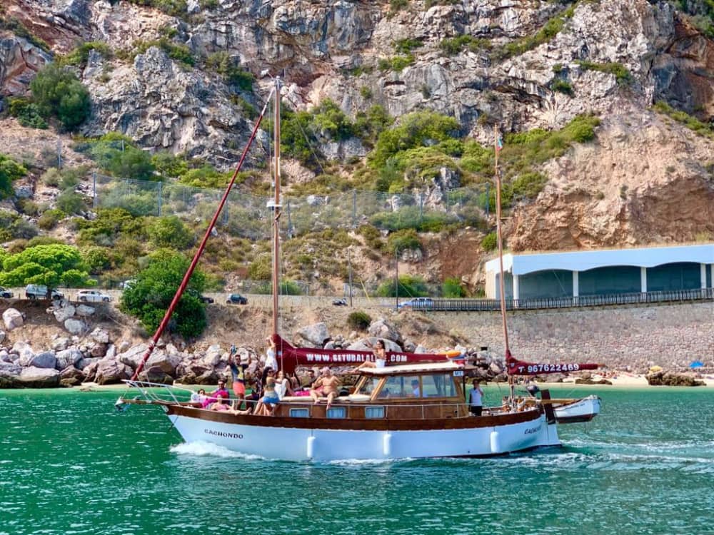 Sail half a day between Setubal & Arrabida
