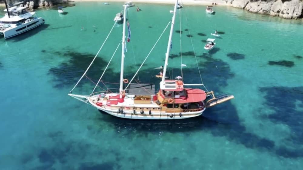 Uma epopeia única: Um dia para desvendar os mistérios de Atenas.