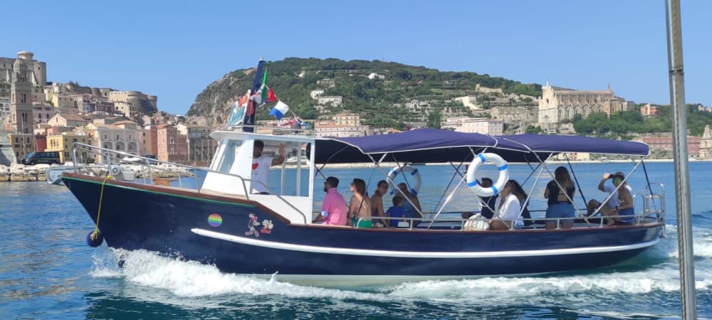 Disfruta de 7 horas en una lancha motora para explorar Gaeta.