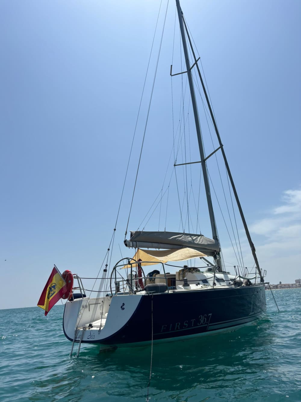 Scopri Cadice con un'escursione in barca a vela di un'intera giornata.