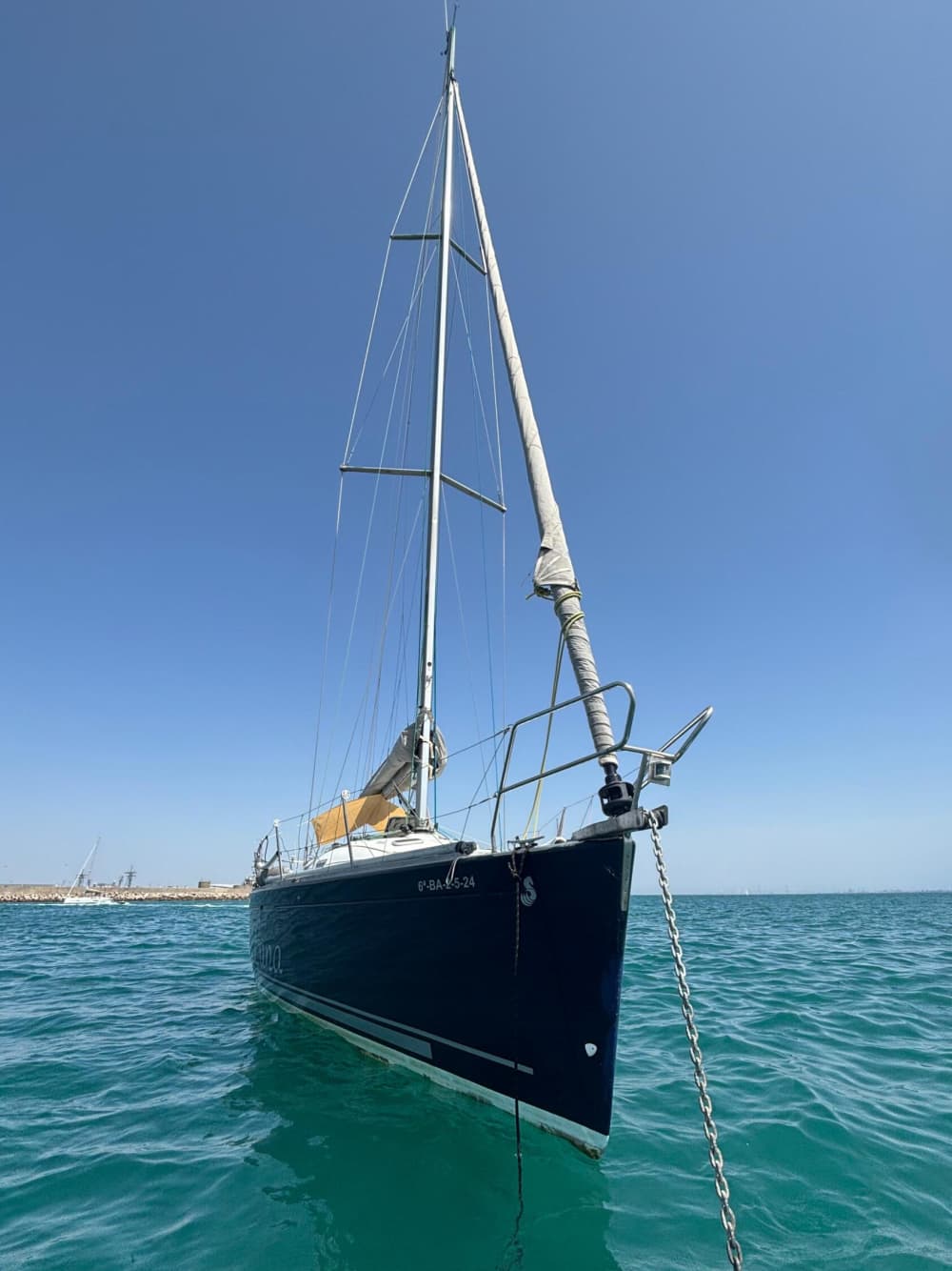 Scopri Cadice con un'escursione in barca a vela di un'intera giornata.