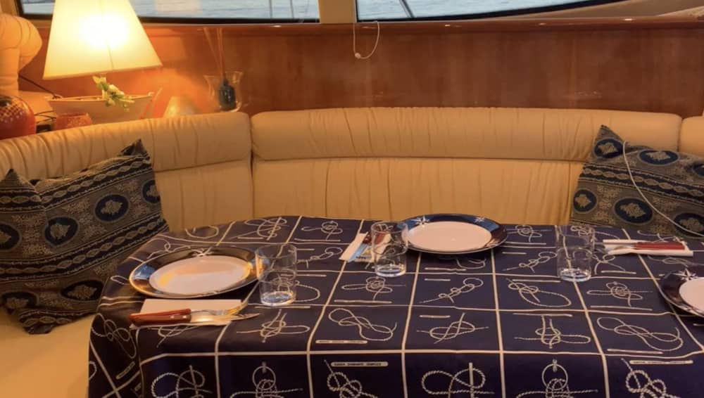 Disfrute de 8 horas y media en una lancha motora en Varazze.