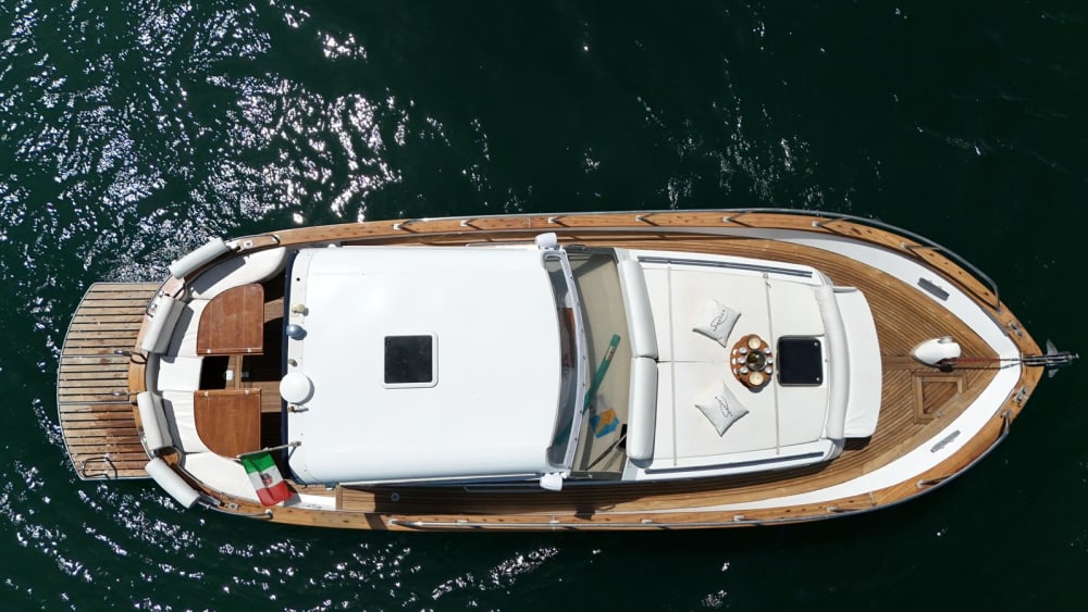 Escapade sur la côte amalfitaine : Excursion privée en bateau au départ de Sorrente