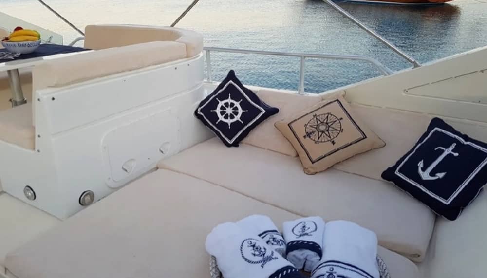 Location de yacht à moteur à la journée à Argelès-sur-Mer