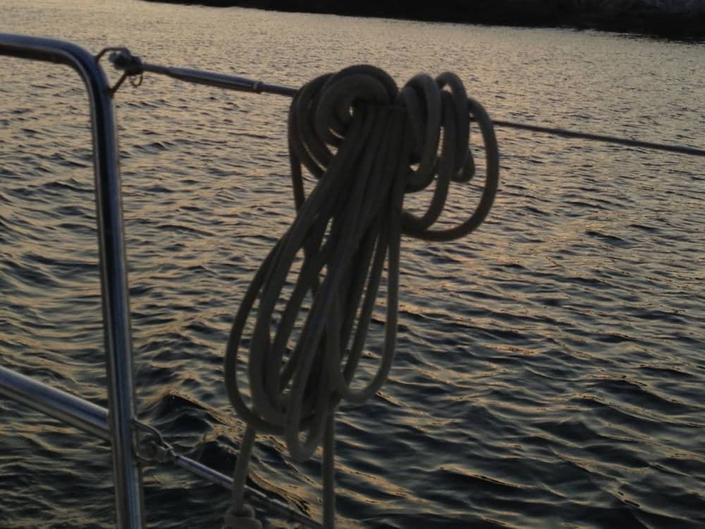 Discover Vis on a sailboat for a full day