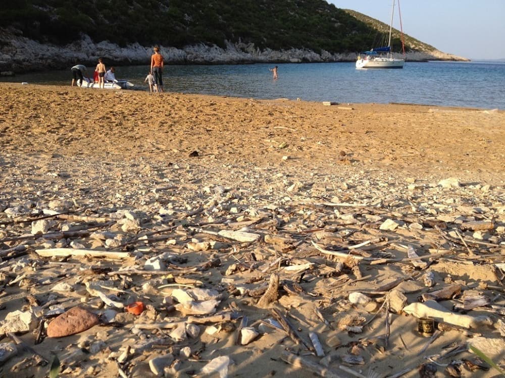 Discover Vis on a sailboat for a full day