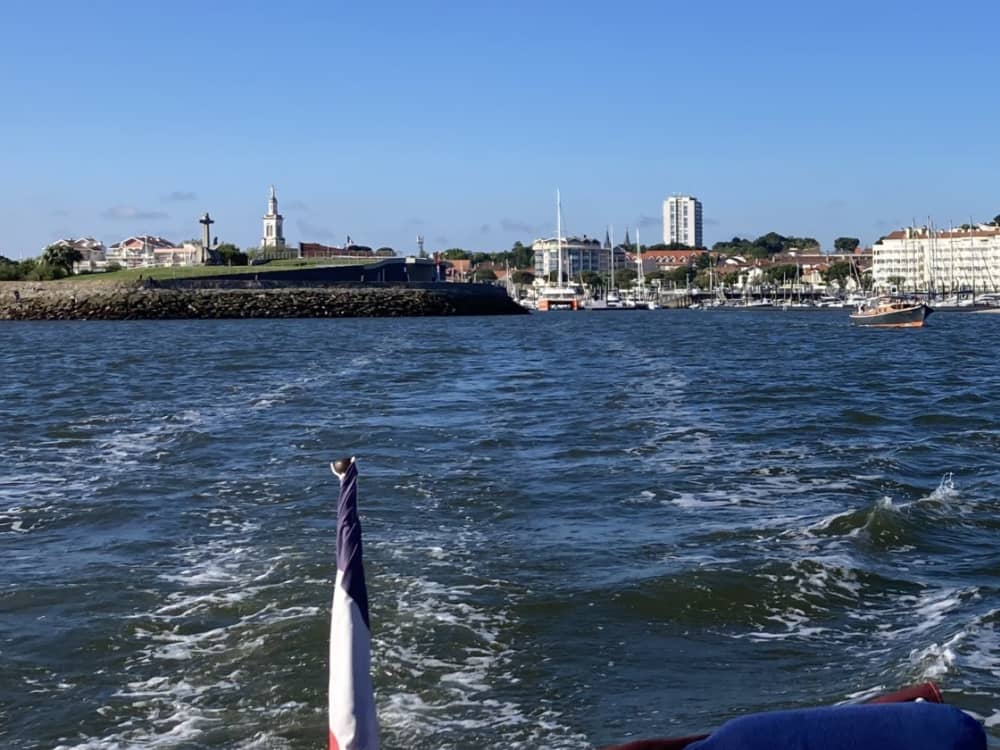Bootsfahrt im Herzen des Bassins: Cabanes tchanquées, Île aux Oiseaux und Cap Ferret, Blick auf die Düne. 2 Stunden.