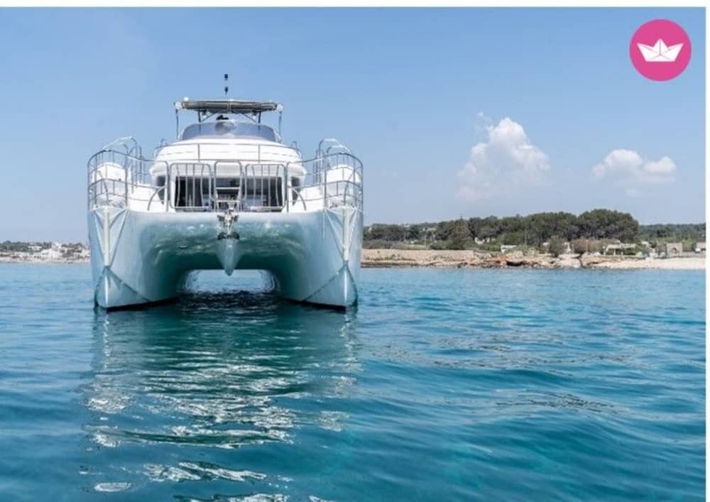 Le grotte nascoste di Utopia: un'avventura di 4 ore nell'Adriatico