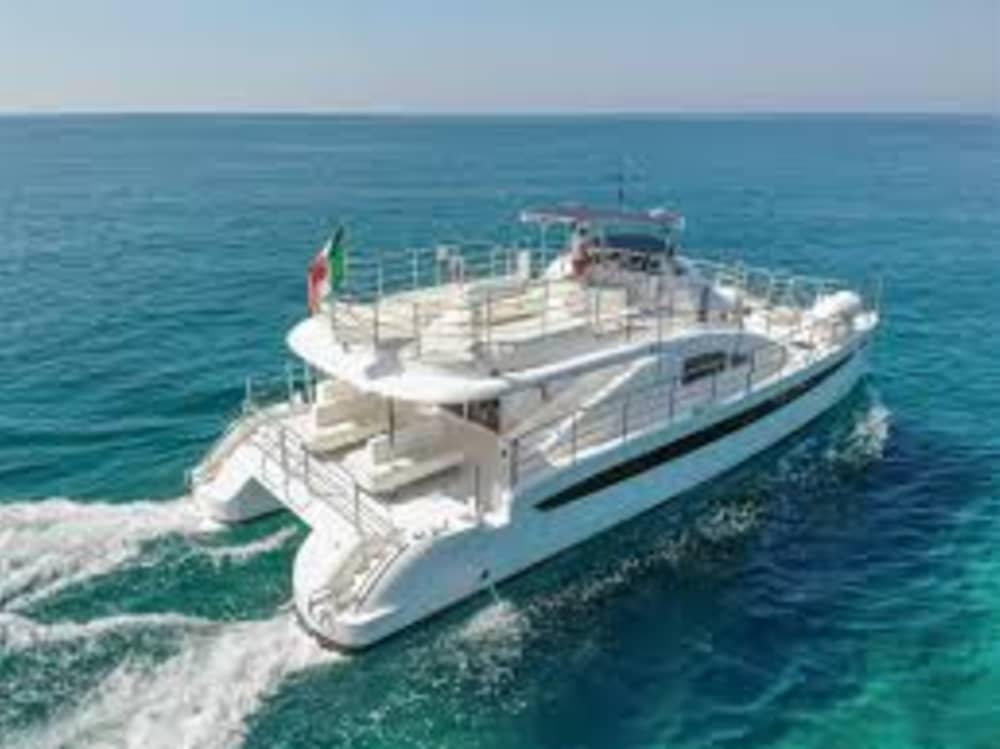 Utopia's Hidden Caves: A 4-Hour Adriatic Adventure