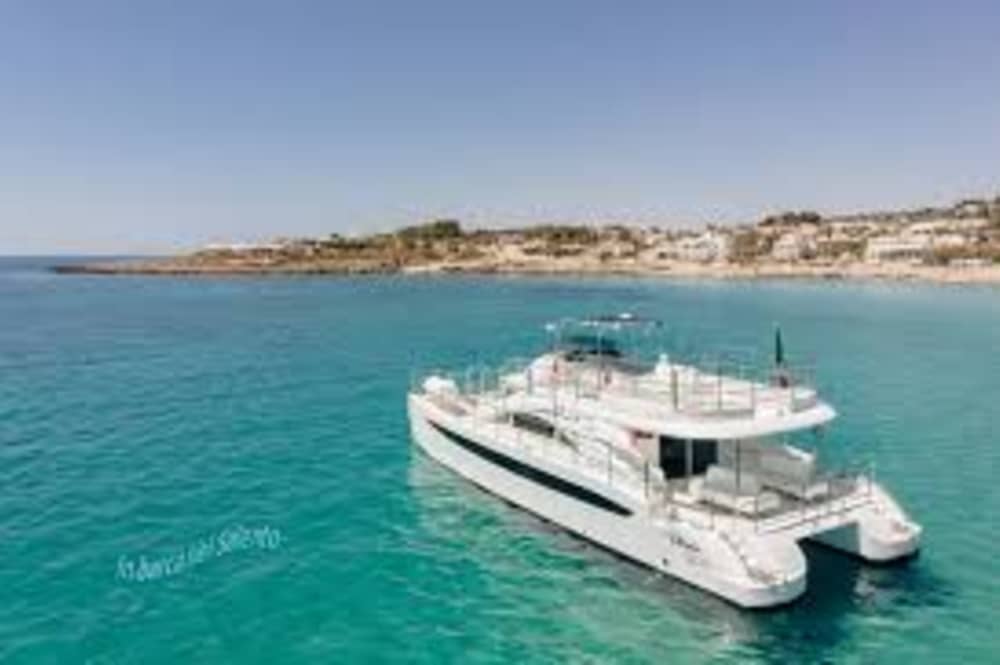 Utopia's Hidden Caves: A 4-Hour Adriatic Adventure