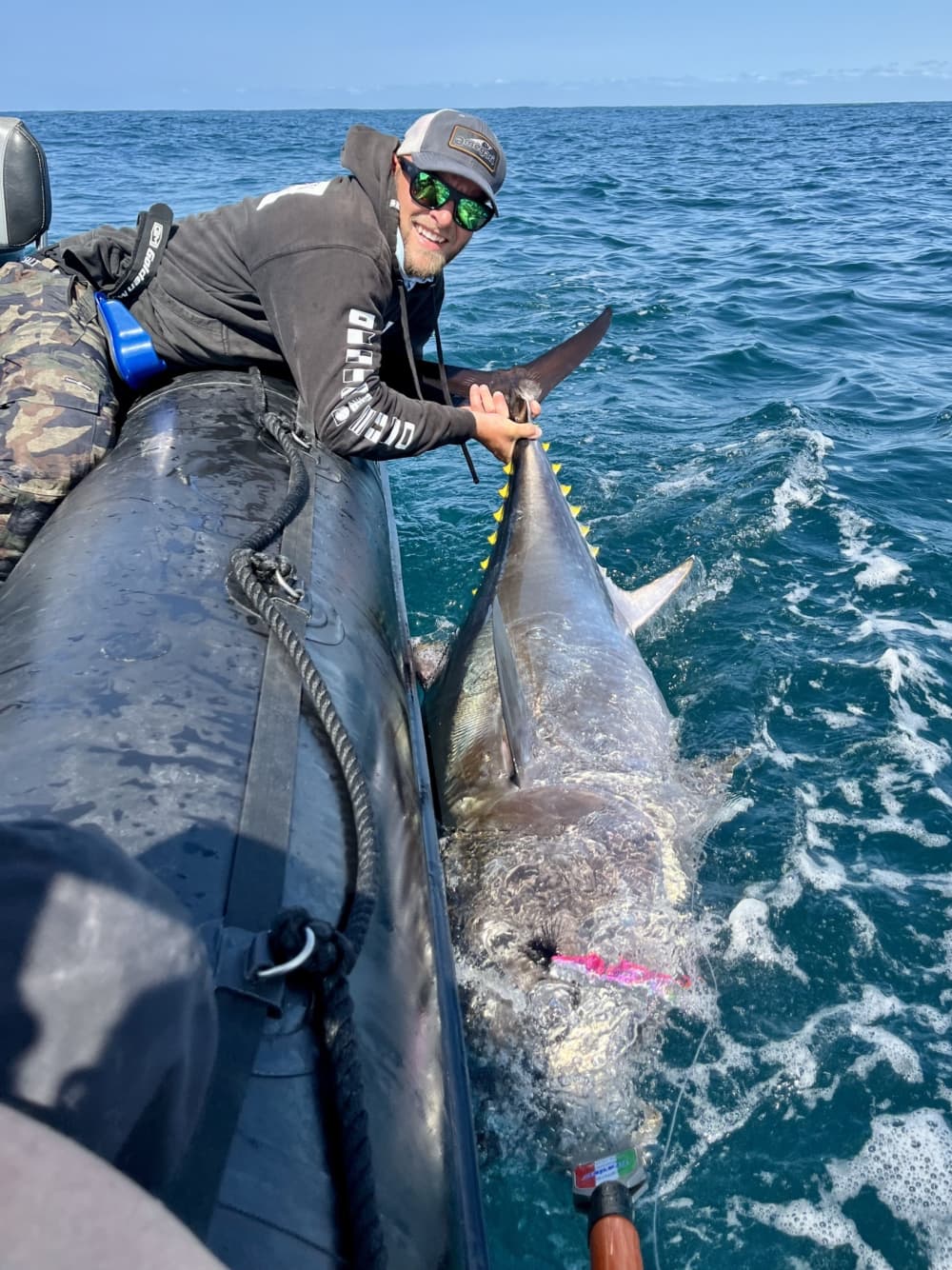 Prenez 10 heures pour découvrir la magie cachée d'Hendaye depuis les vagues.