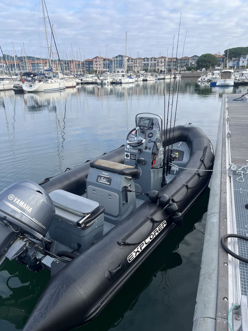 Prenez 10 heures pour découvrir la magie cachée d'Hendaye depuis les vagues.