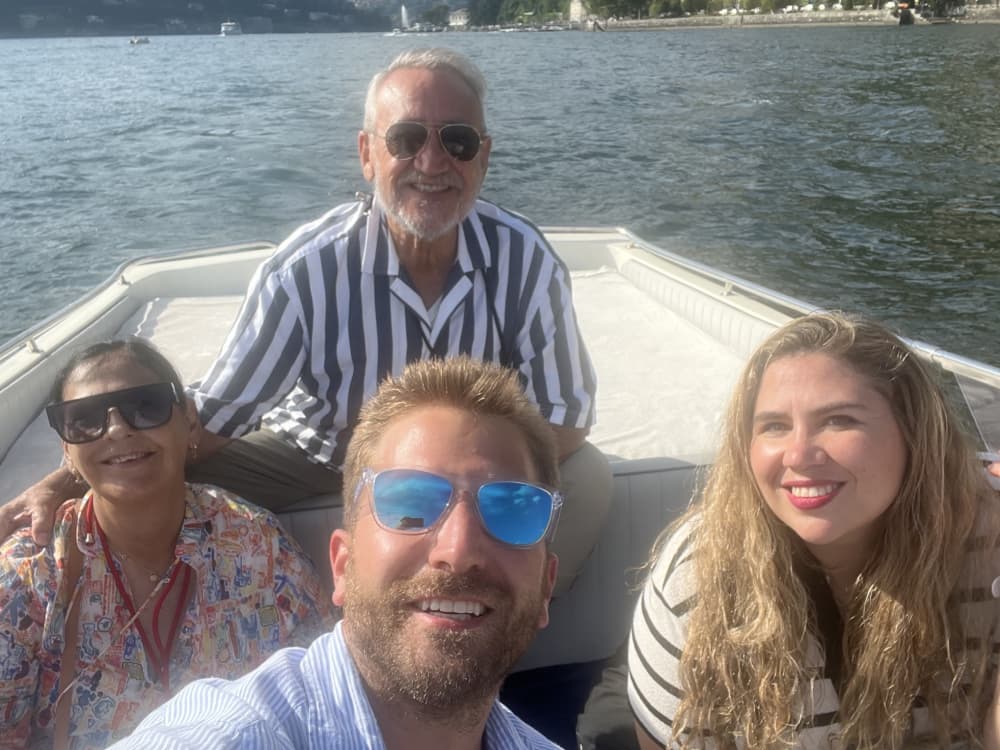 Escursione di mezza giornata alla scoperta di Como: una breve fuga in motoscafo.