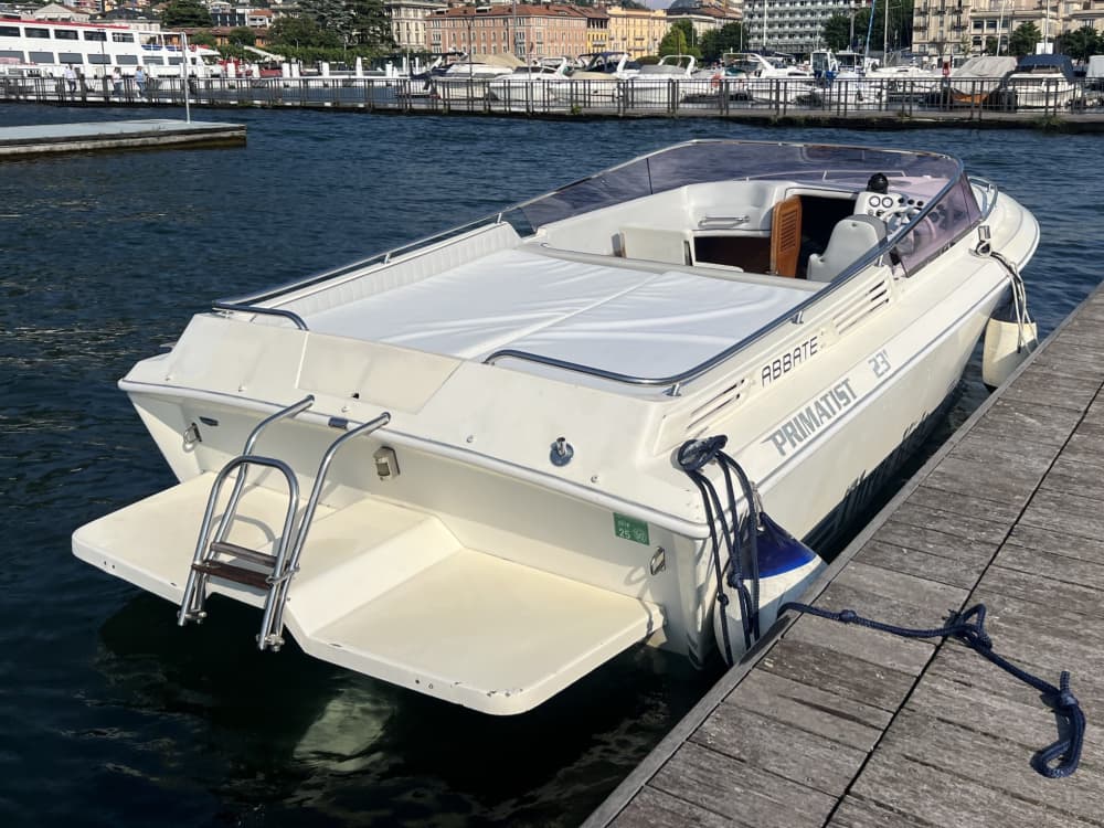 Escursione di mezza giornata alla scoperta di Como: una breve fuga in motoscafo.