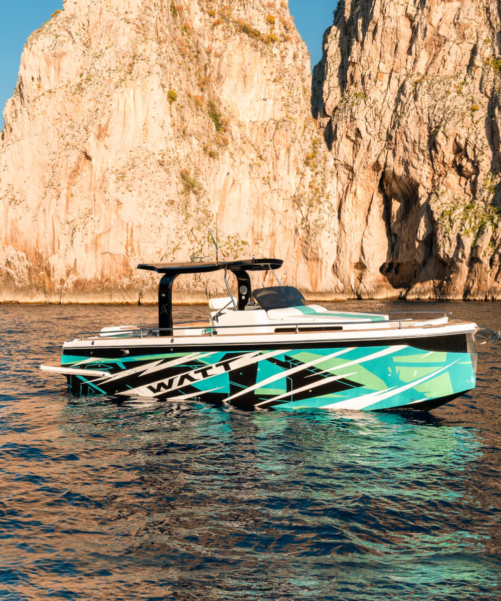 Passeggiata al tramonto: una magica crociera lungo la Costiera Amalfitana da Sorrento