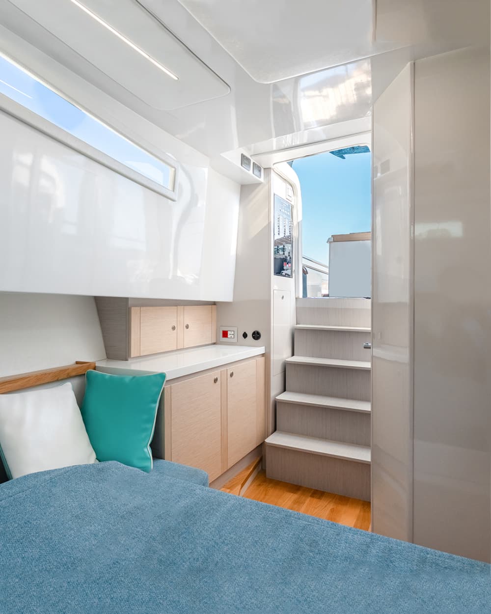 Passeggiata al tramonto: una magica crociera lungo la Costiera Amalfitana da Sorrento