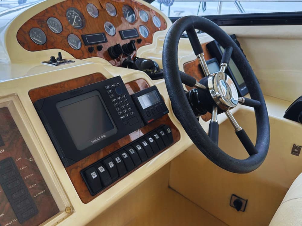 Luxe jachtervaring met de Astondoa 39 in Denia