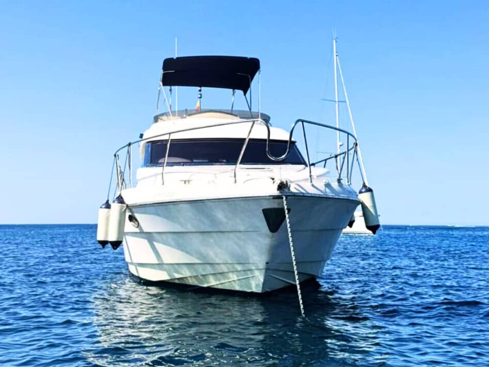 Luxe jachtervaring met de Astondoa 39 in Denia