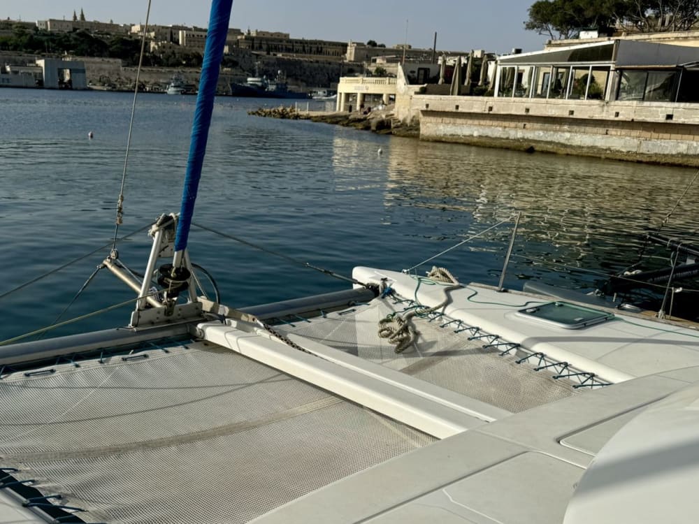 Excursion d'une journée en catamaran&nbsp;: aventure au Blue Lagoon, à Comino et à Gozo