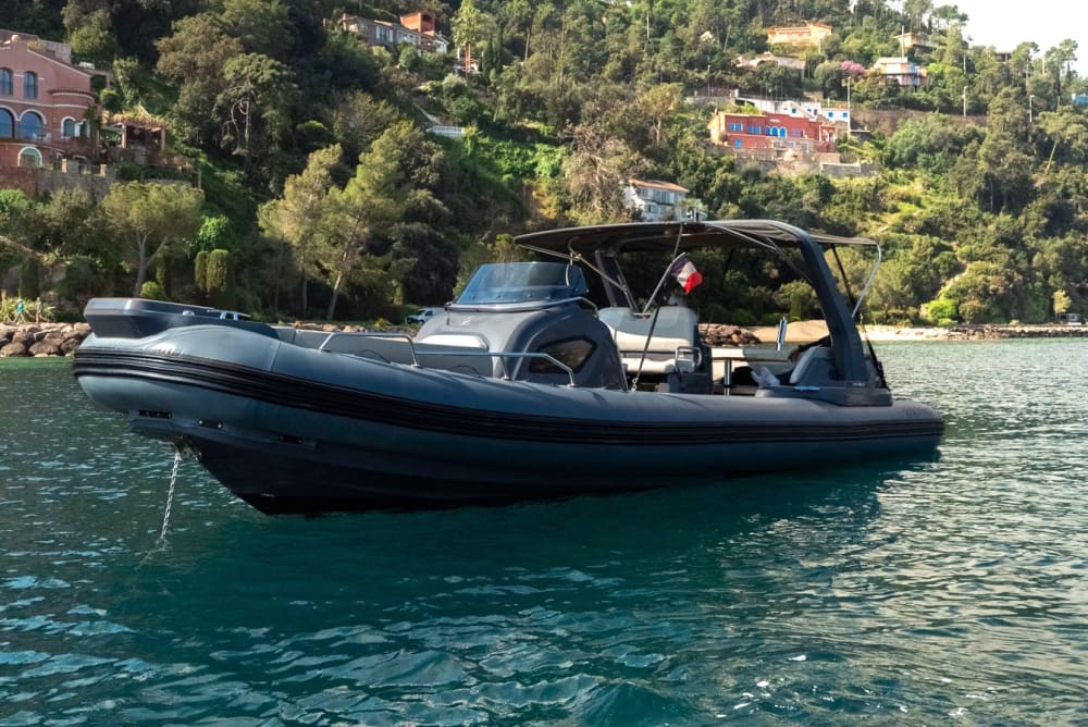 Discover Mandelieu-La Napoule: Half-day of pure joy on a motorboat