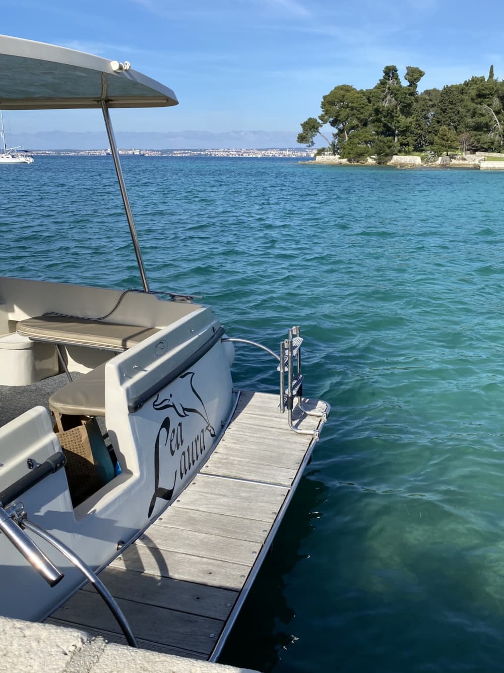 Découvrez l'archipel de Zadar lors d'une excursion privée à Antares