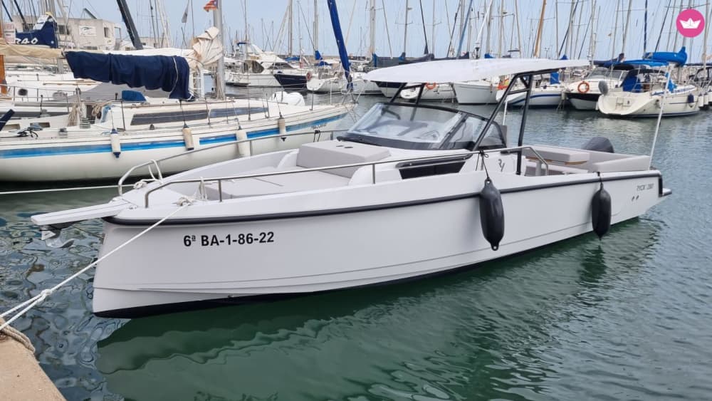 Discover Barcelona from the Sea: 4 Hour Private Boat Experience