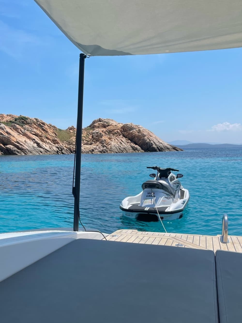 Din privata motorbåt för en dag runt Porto Rotondo