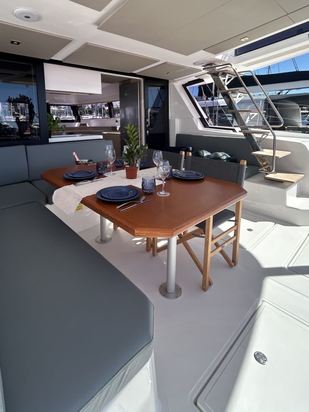 7-hour Luxury Break: Discover Benagil and the East Coast