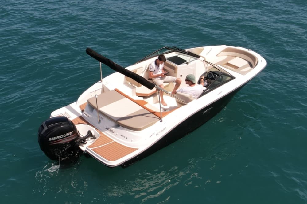 Escapade à Anglet : 3 heures de détente sur un bateau à moteur