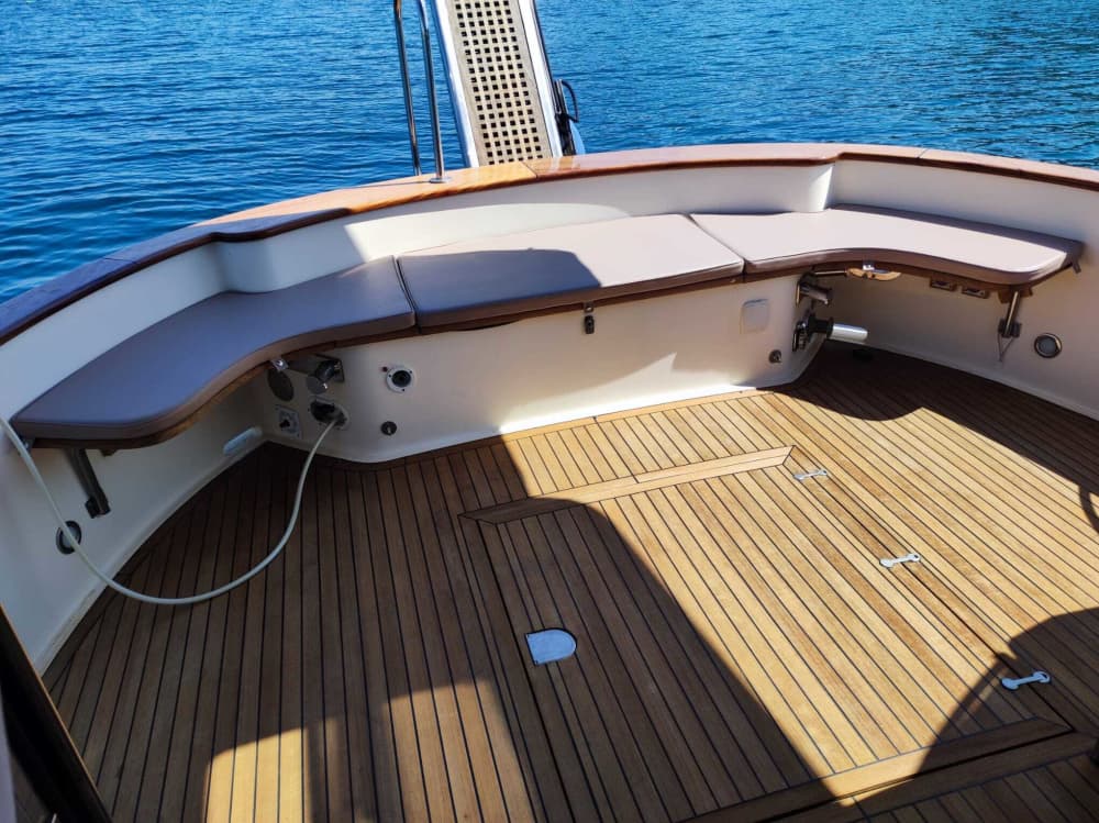 Private Bootstour rund um Neapel mit einem Motorboot