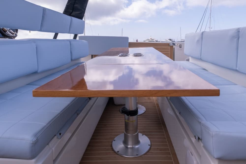 ¡Descubre Illetas en barco privado! ¡Una experiencia inolvidable de día completo!