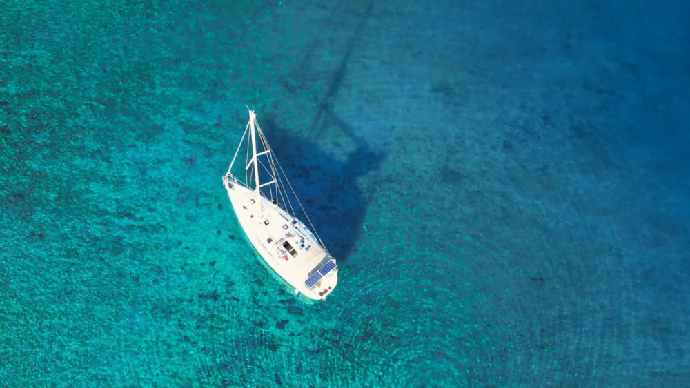 CROCIERA IN VELA ALL'ISOLA DI AGIOI THEODOROI