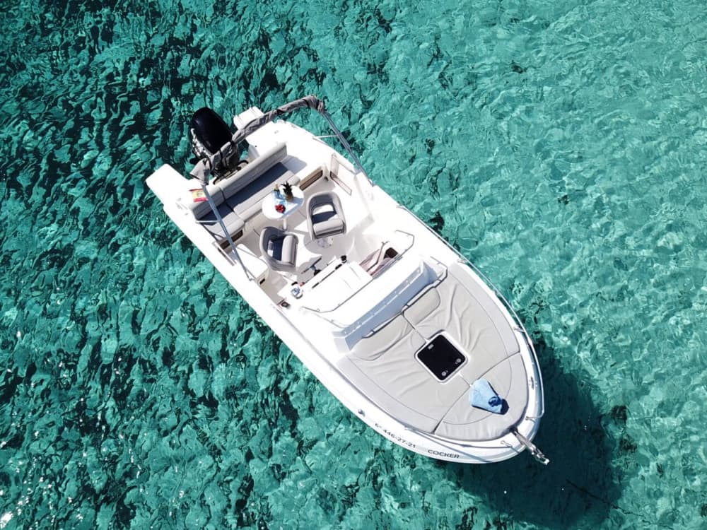 4 uur durende kusttrip naar Ibiza