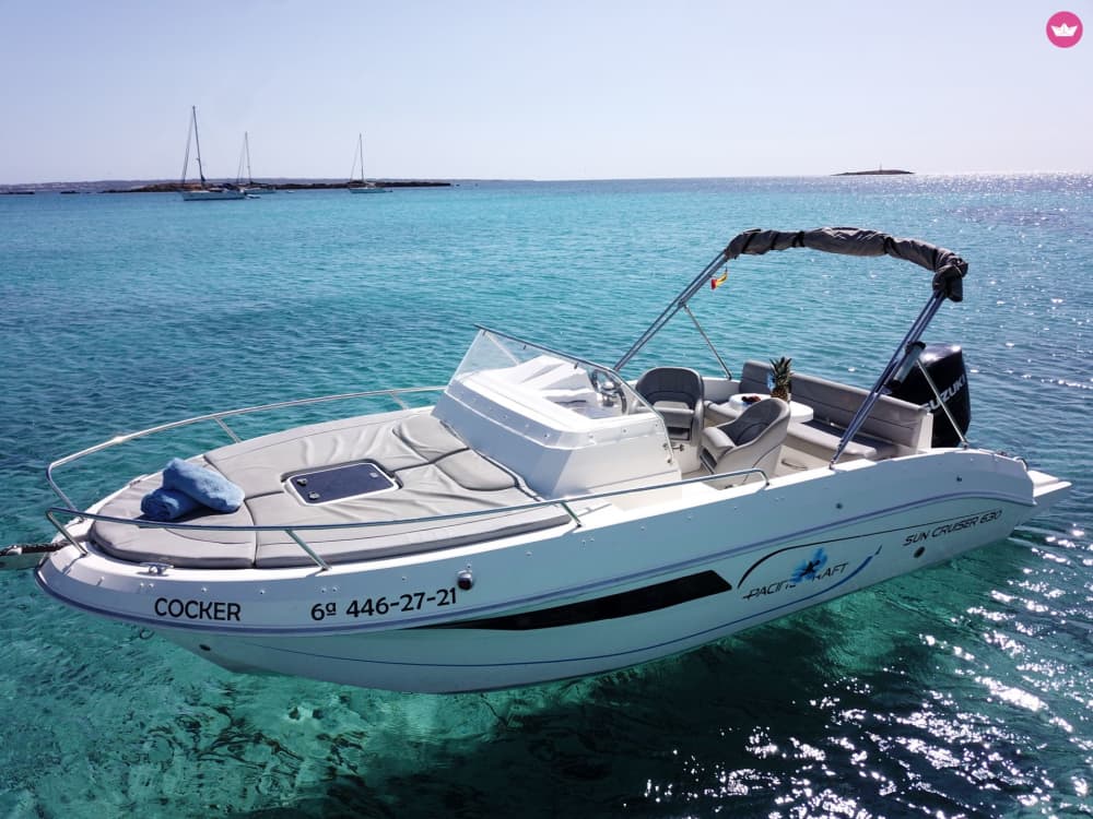 4 uur durende kusttrip naar Ibiza