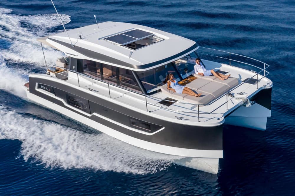 Explorez Trapani en bateau : une journée complète sur l'eau à bord d'un bateau à moteur