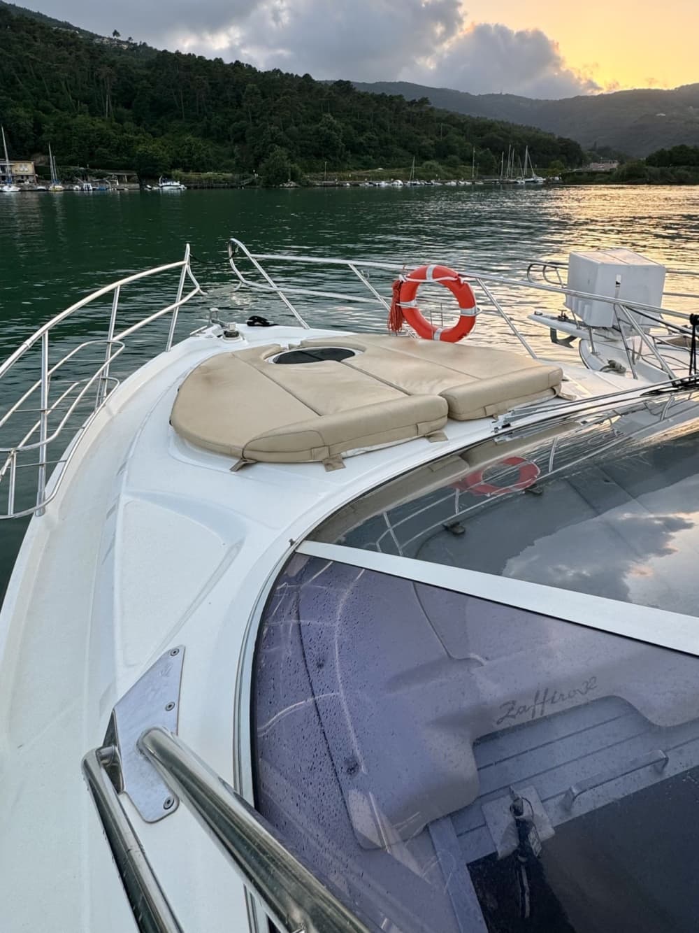 Entdecken Sie Ameglia auf einem Ganztagesausflug mit dem Motorboot
