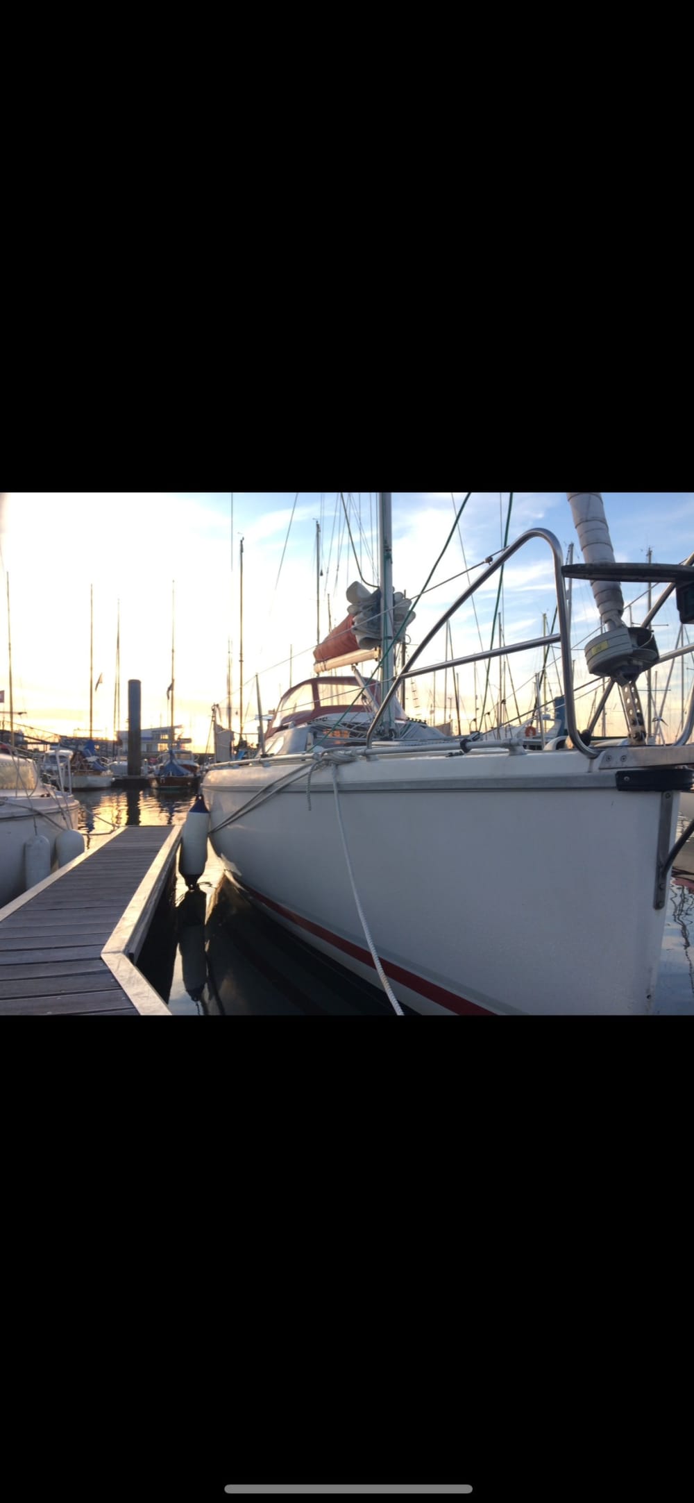 Profitez d'une journée en mer à Port-Louis à bord d'un voilier