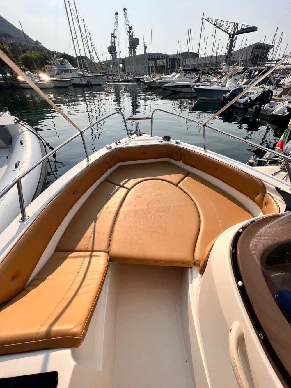 Excursion privée en bateau d'une demi-journée