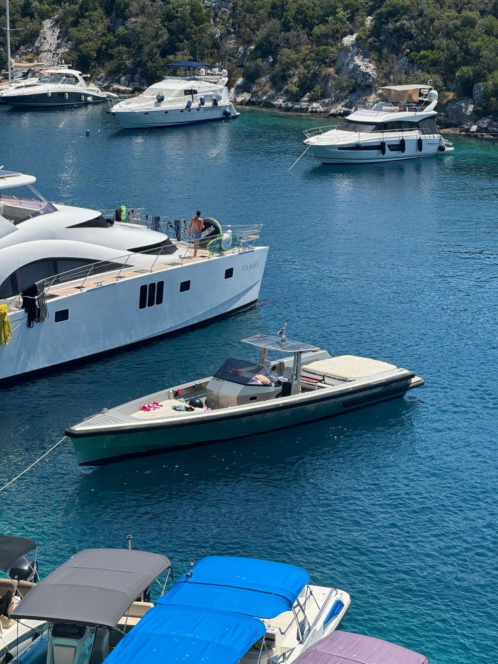 Ihr privates Motorboot für einen Tag rund um Hvar