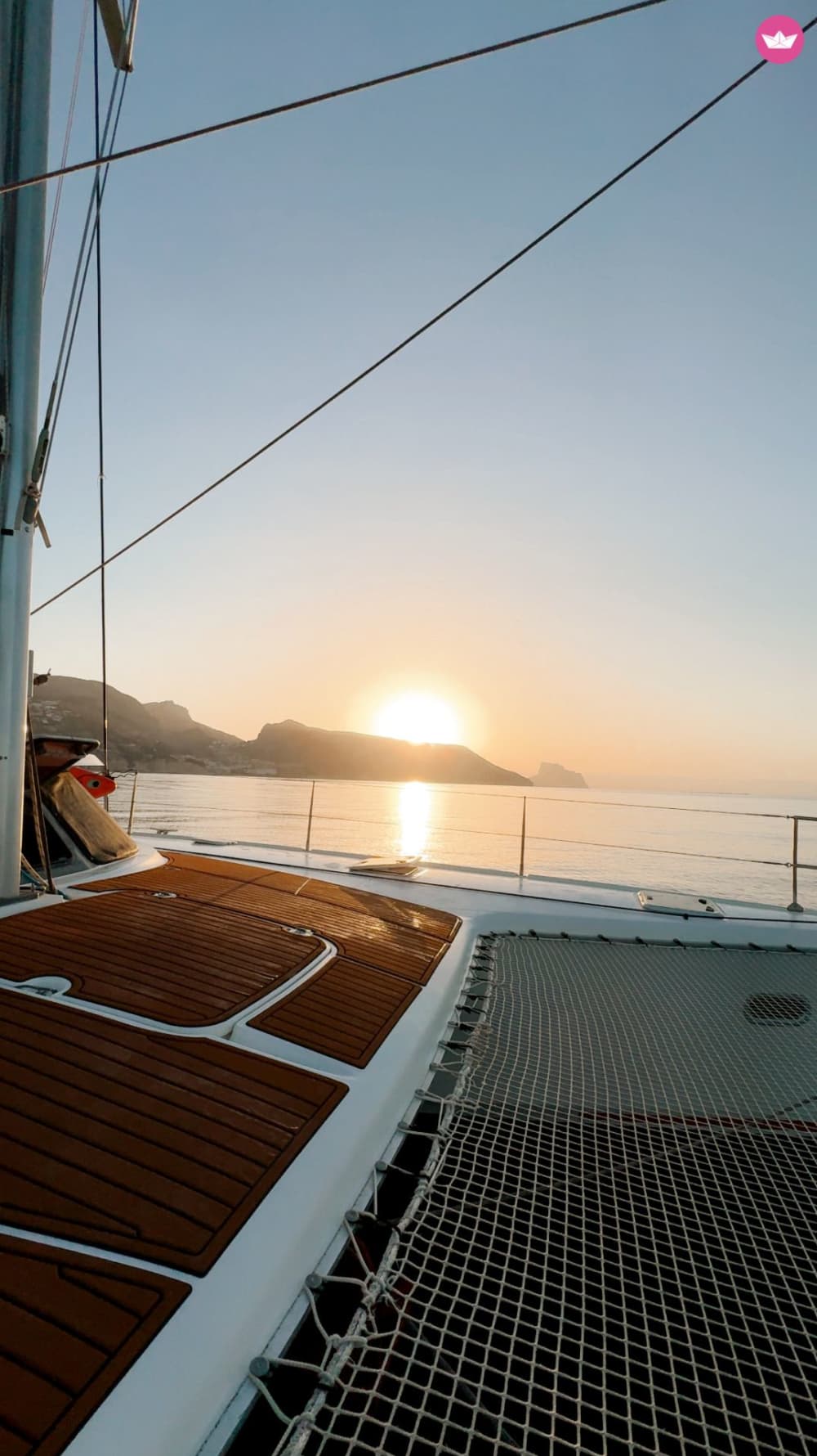 ¡4 horas en un yate es la media dorada!
En nuestra experiencia, este tiempo es suficiente para vivir al máximo las emociones sin cansarse. 🛥️