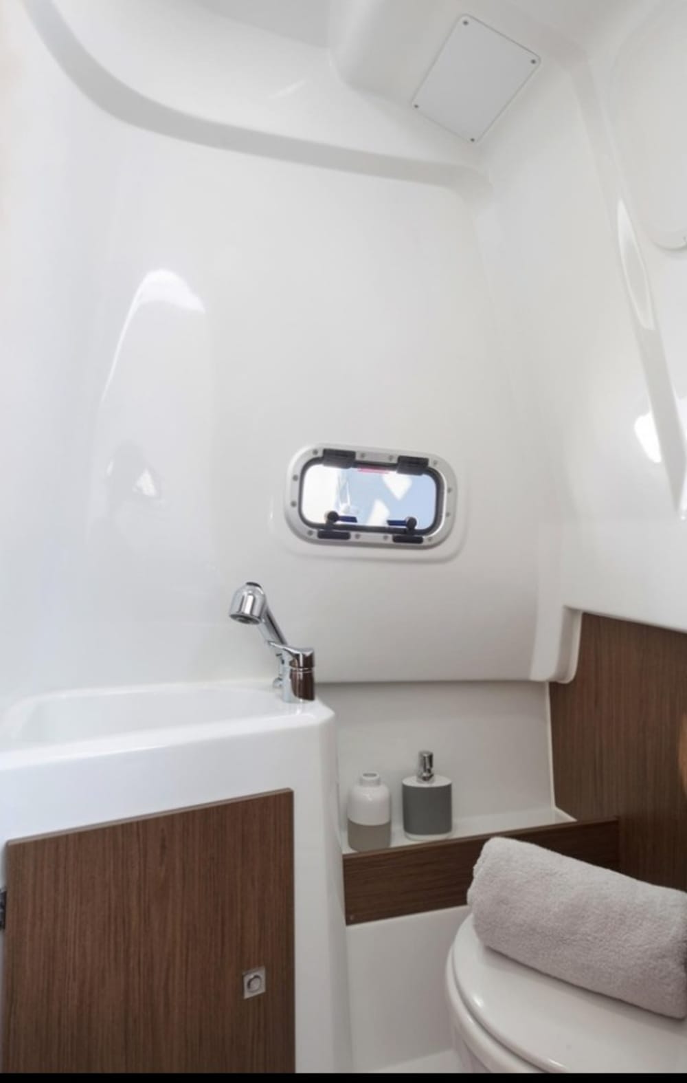 Halbtagesausflug in Frontignan mit dem Motorboot