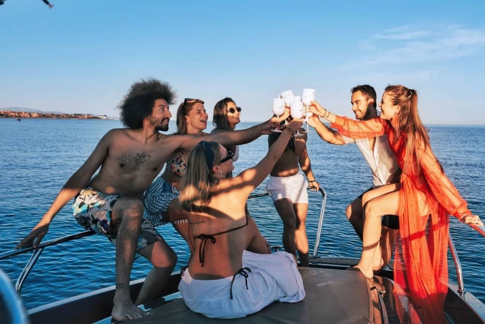 Excursion privée d'observation des dauphins et croisière côtière à Estepona