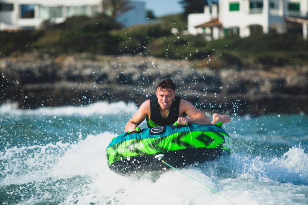 Explora Olhão en barco: Un día completo en el agua a bordo de una lancha motora.