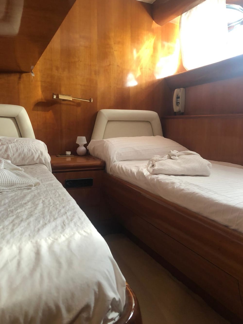 Les rêves italiens commencent en mer : une croisière de 9 heures au cœur de Milazzo