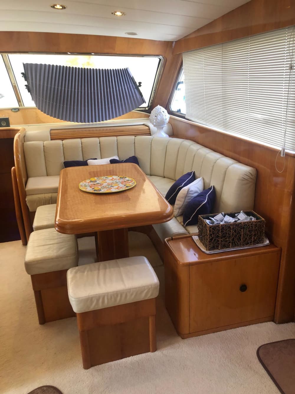 Les rêves italiens commencent en mer : une croisière de 9 heures au cœur de Milazzo